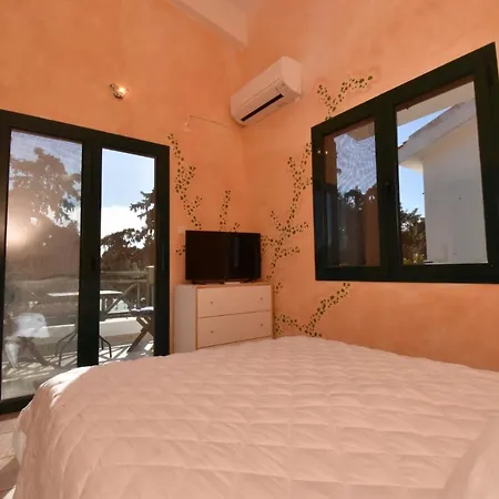 Holiday home Pandora Sea Side Maisonette,