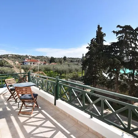 Pandora Sea Side Maisonette, * Nikiti (Sithonia)