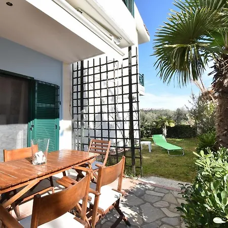 Pandora Sea Side Maisonette, *